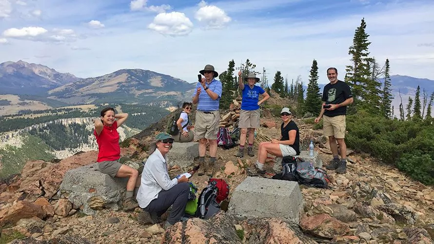 bunsen peak hike