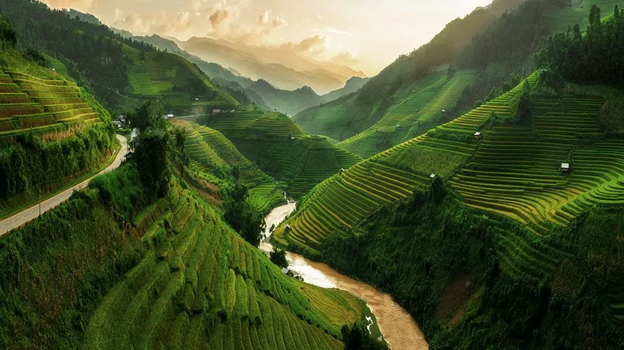 Top 10 Best Places To Visit In Vietnam - Trekking adventures in Sapa