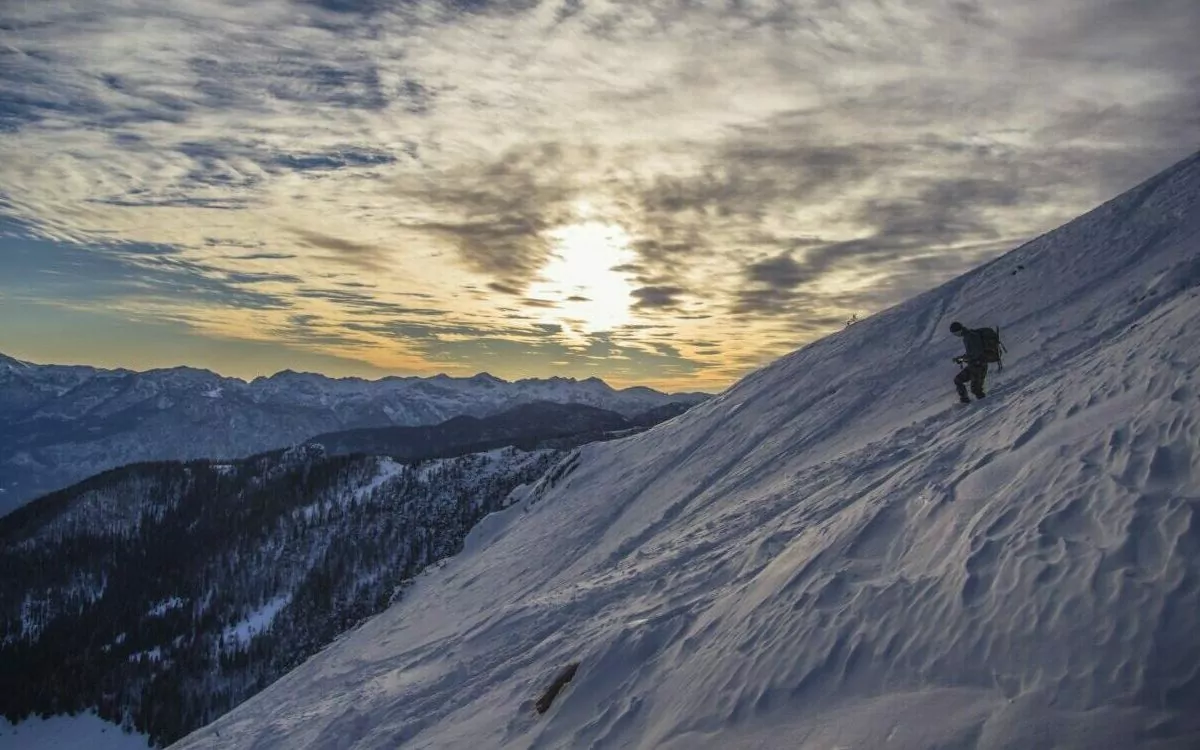 Skiing In The Shower: Man on Wire: A friendship that broke on that day