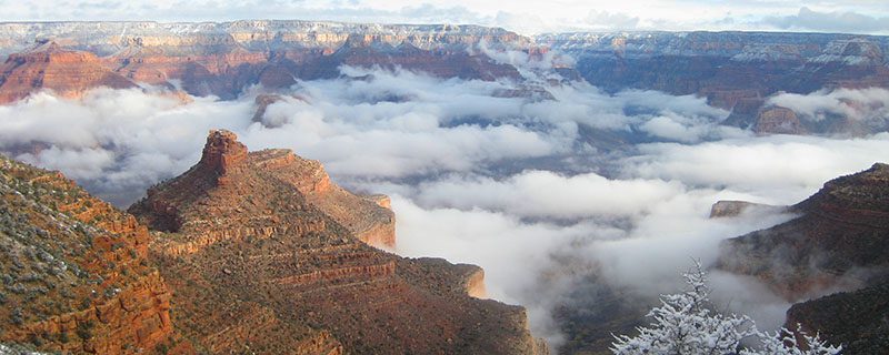 Rim to rim with clouds