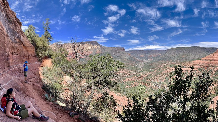 Sedona Mitten Ridge Day Hike Tour | Wildland Trekking