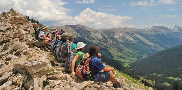 hiking tour companies usa