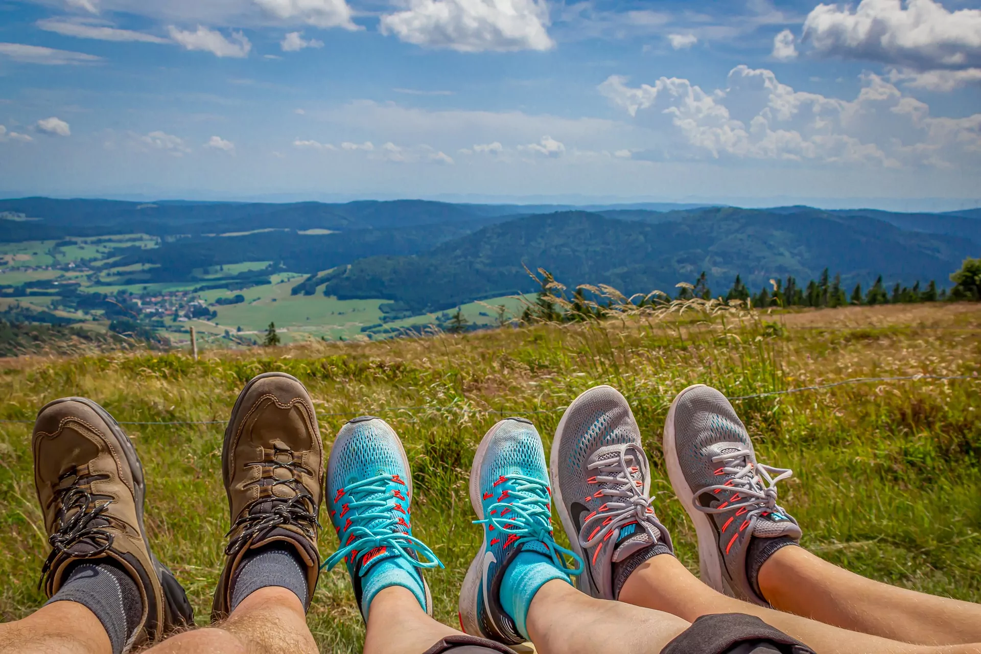 low hiking shoes