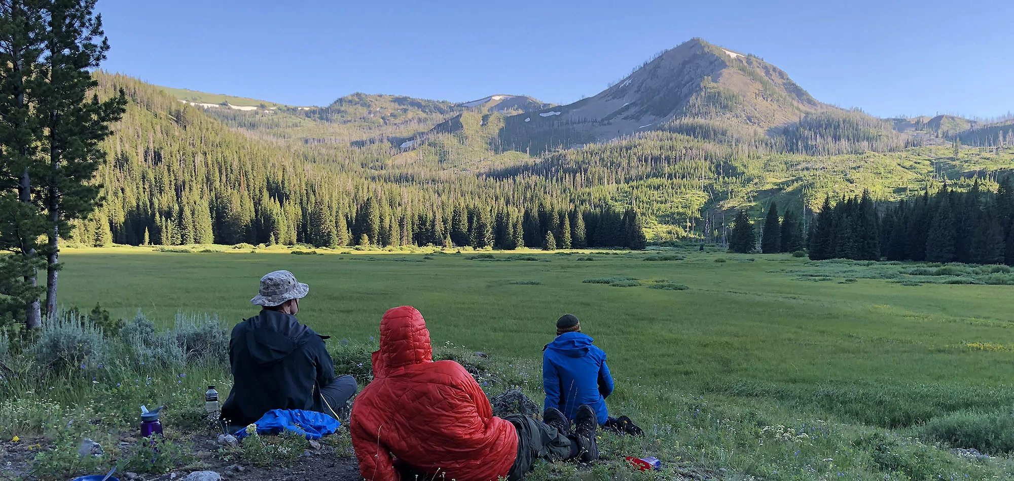 Hiking in yellowstone in clearance june