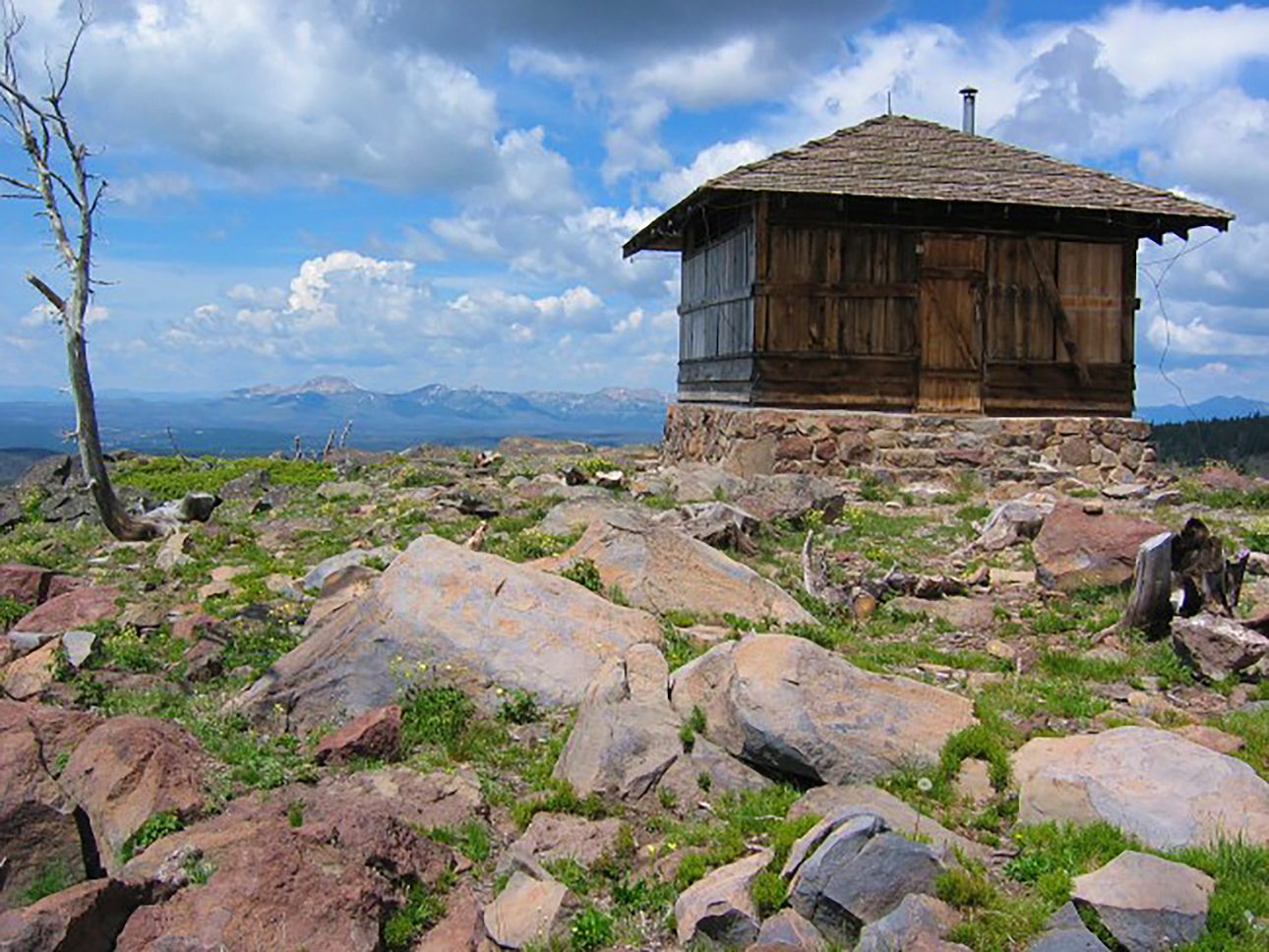 Observation peak trek, beginner backpacking trip, best beginner trips, backpack, hike, mountain Yellowstone