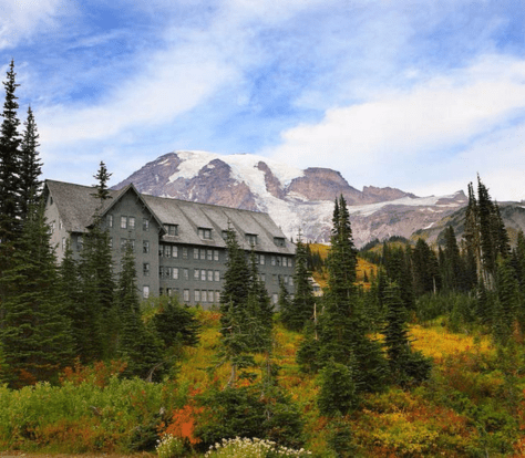 Paradise Inn featuring Mount Rainier