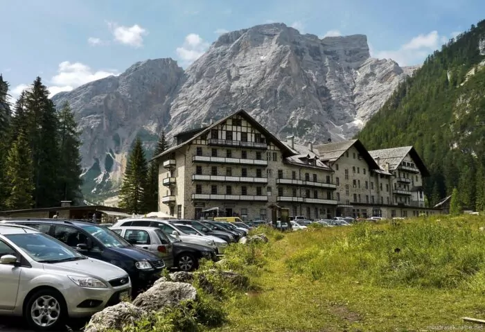 Hotel near mountains