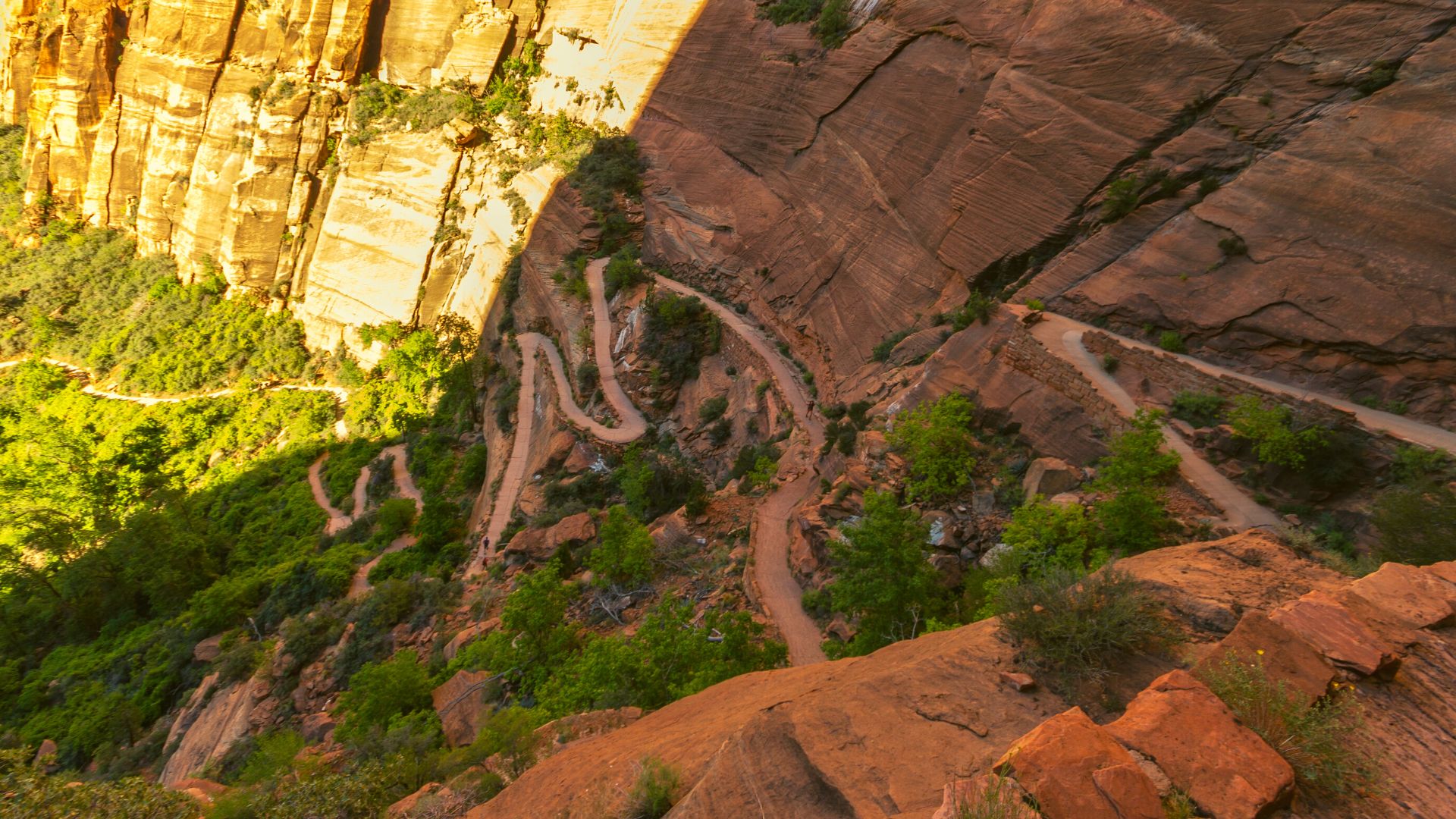 Walters Wiggles, West Rim Trail to Angels Landing Zion