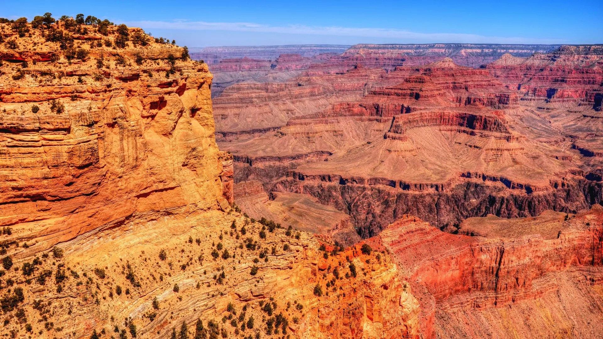 Zebra, Peek-a-Boo and Spooky Slot Canyons Exploration in Dry Arid