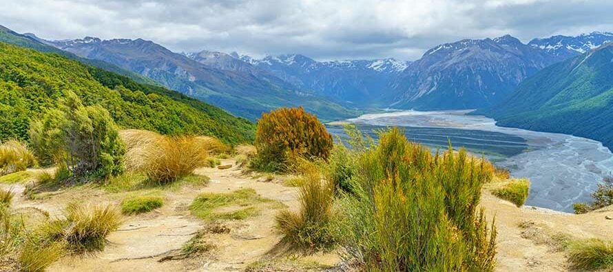 hiking in the mountains, the bealey spur track, arthurs pass, new zealand