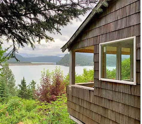 3 Moose Cabins remote lodge on Kachemak Bay in Alaska