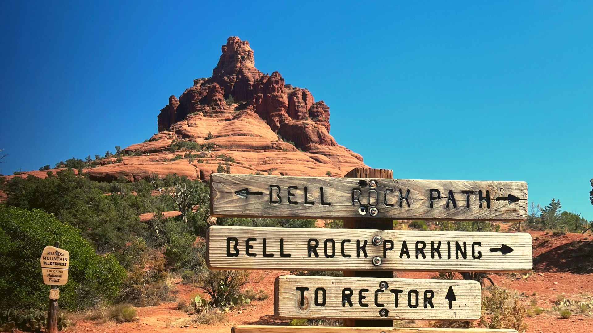 Sedona Arizona bell rock trail sign