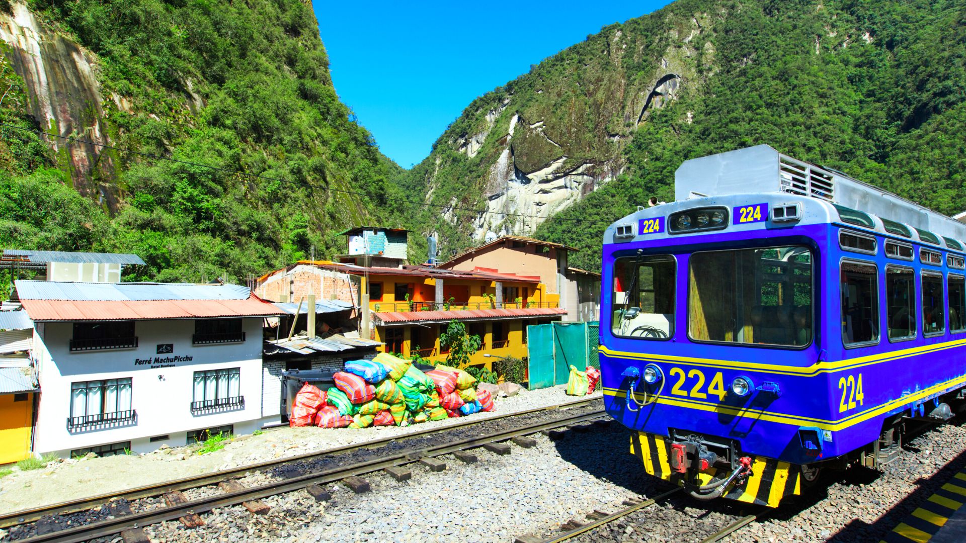PeruRail to the start of the Inca Trail