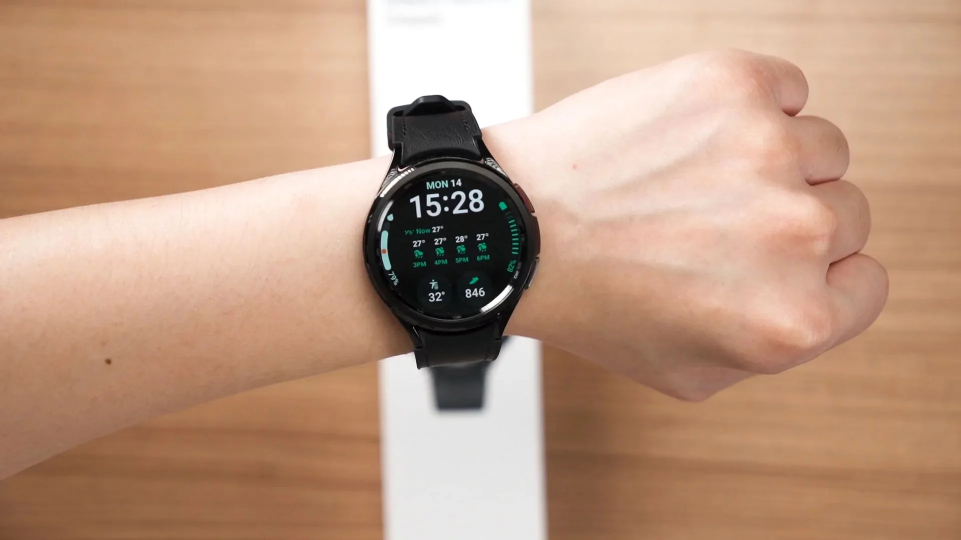 Samsung watch hiking online