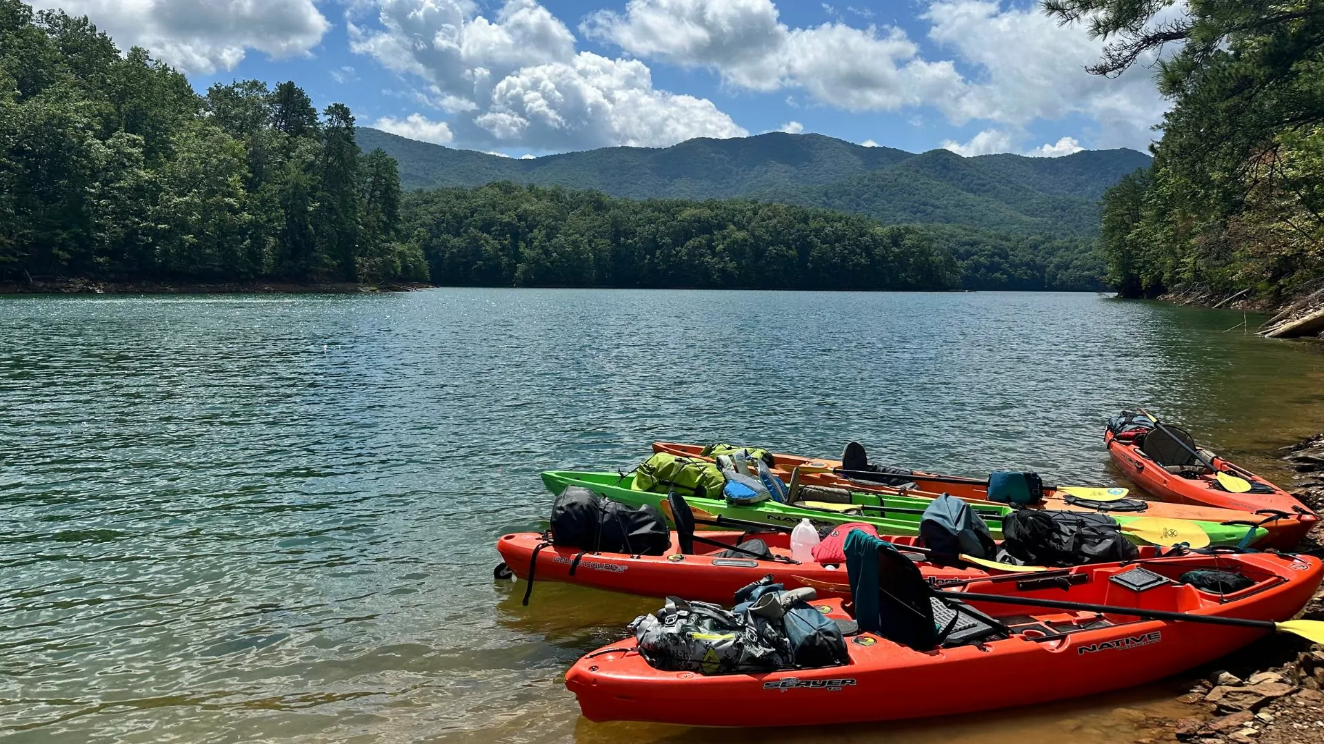 Fontana lake great smoky mountain national park