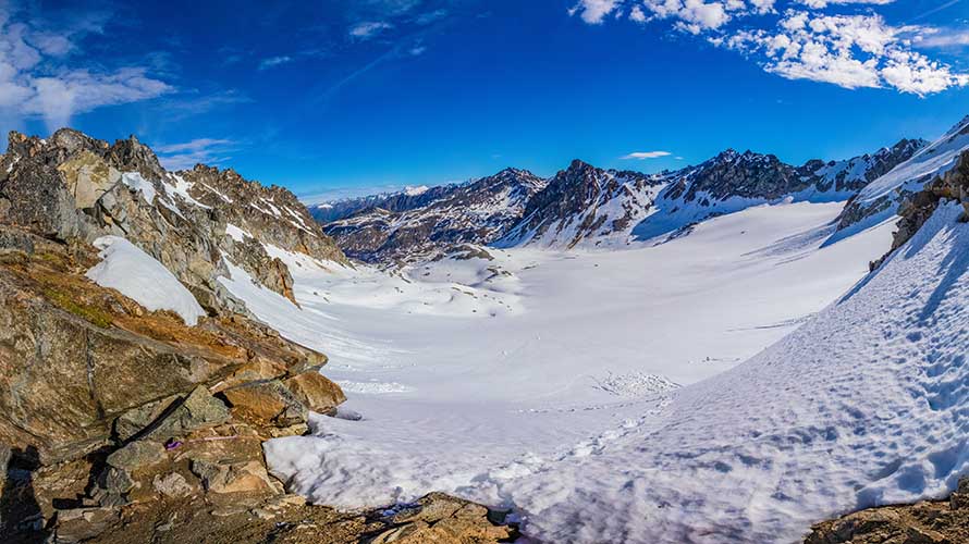 Bomber Glacier from bomber pass