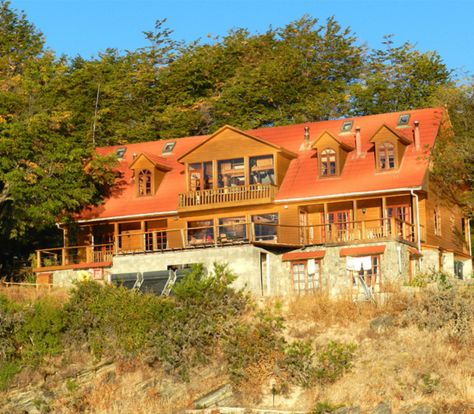 Exterior of Terra Luna Lodge