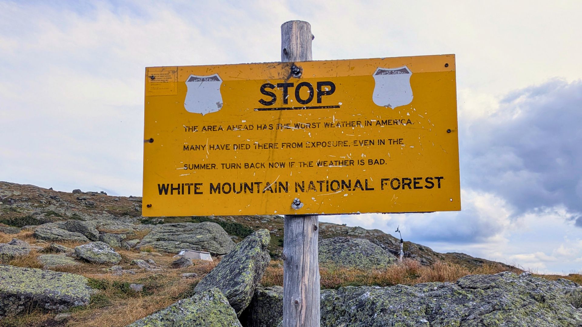 warning sign in white mountains national forest in new hampshire