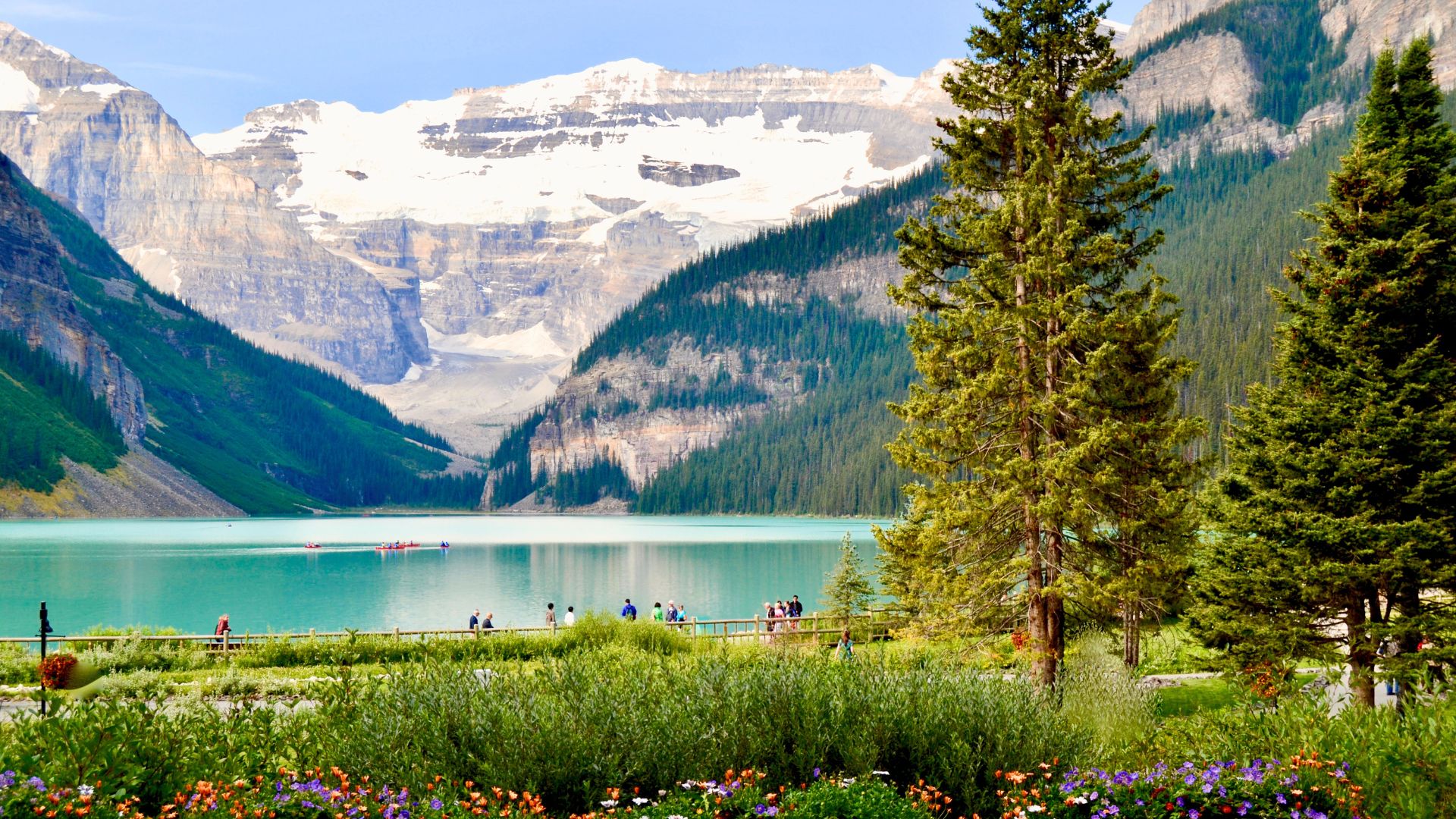 Lake in Banff Canada