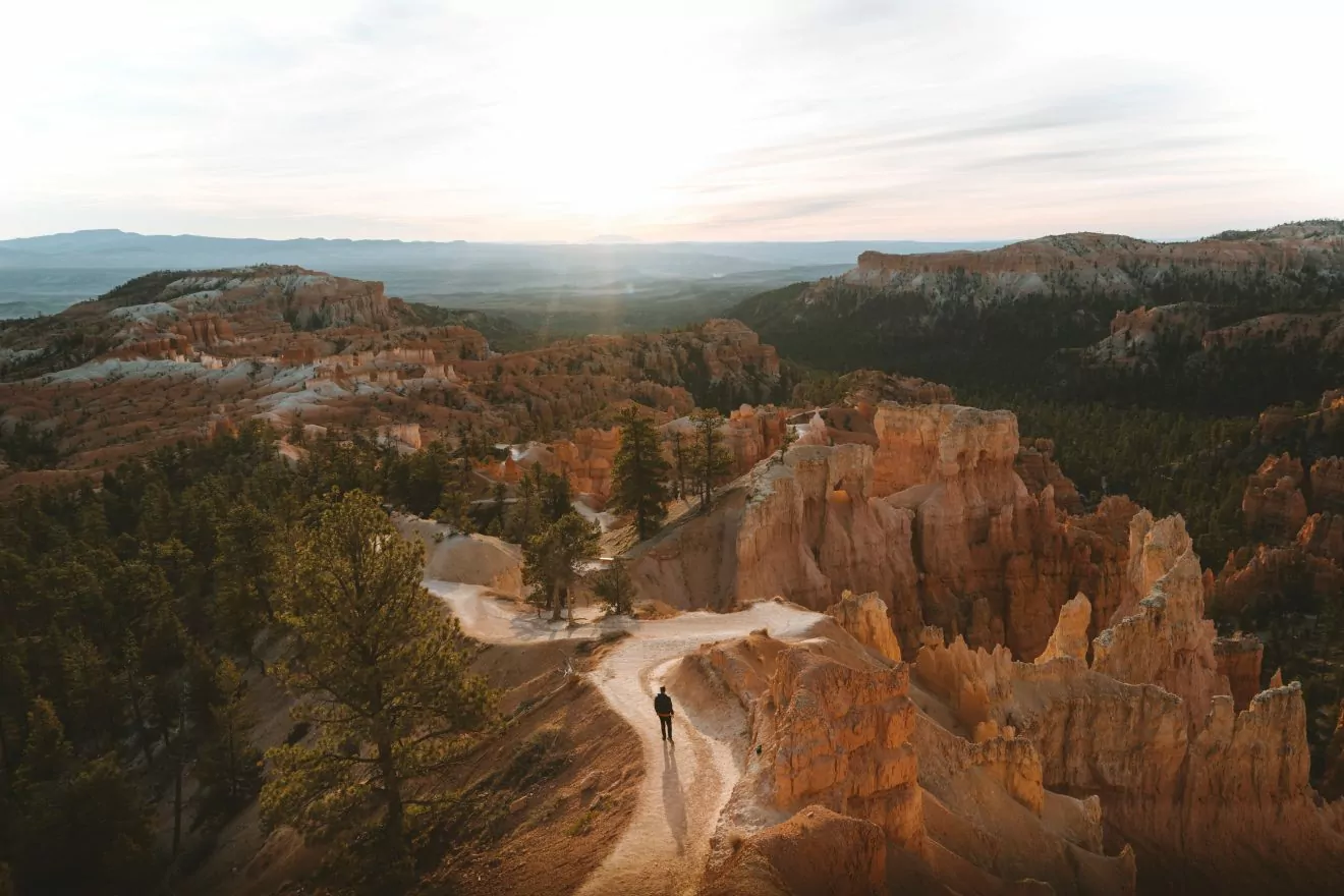 trail in Bryce Canyon National Park