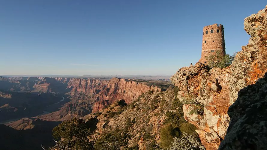 Best Of Grand Canyon Inn-Based Hiking Tour | Wildland Trekking