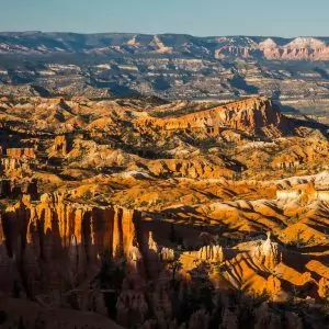 A vast view of Bryce Canyon's many rock features.