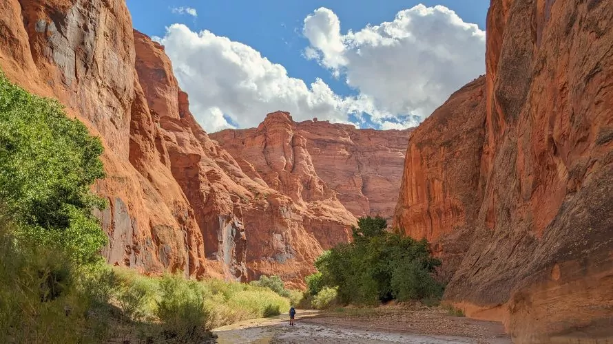 Paria river canyon backpack