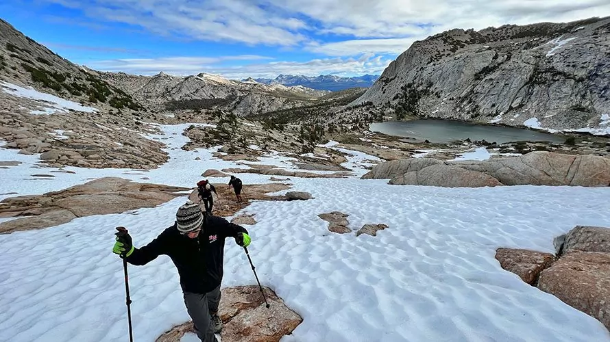 High sierra loop top