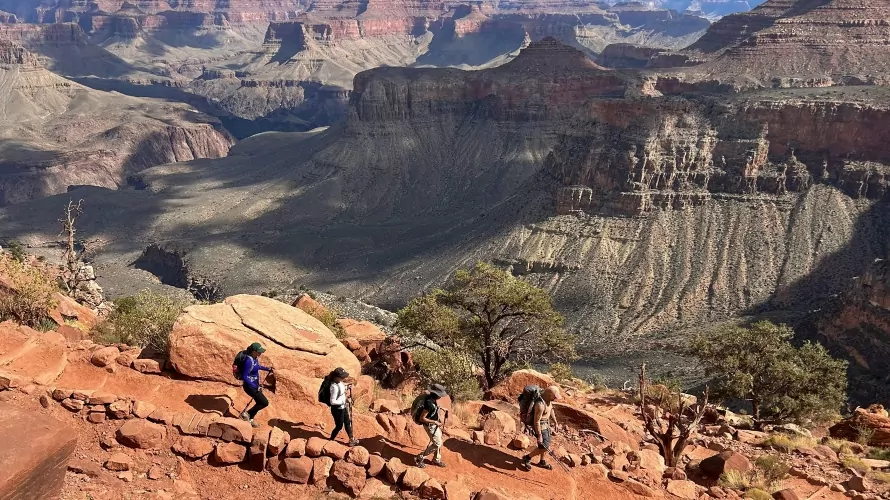 Hikers at the South Rim on the Grand Canyon