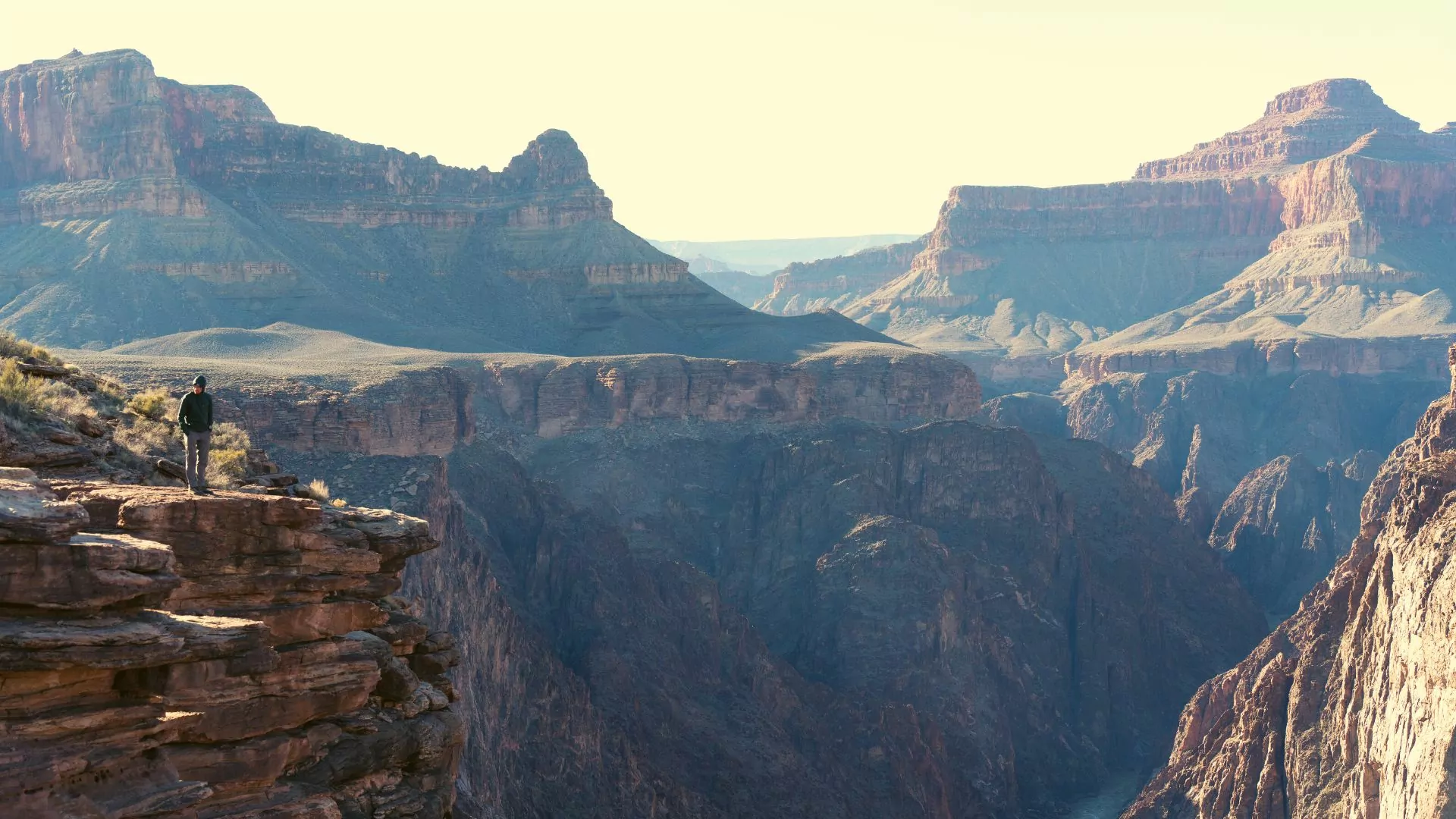 Looking out from Grand canyon national park south rim