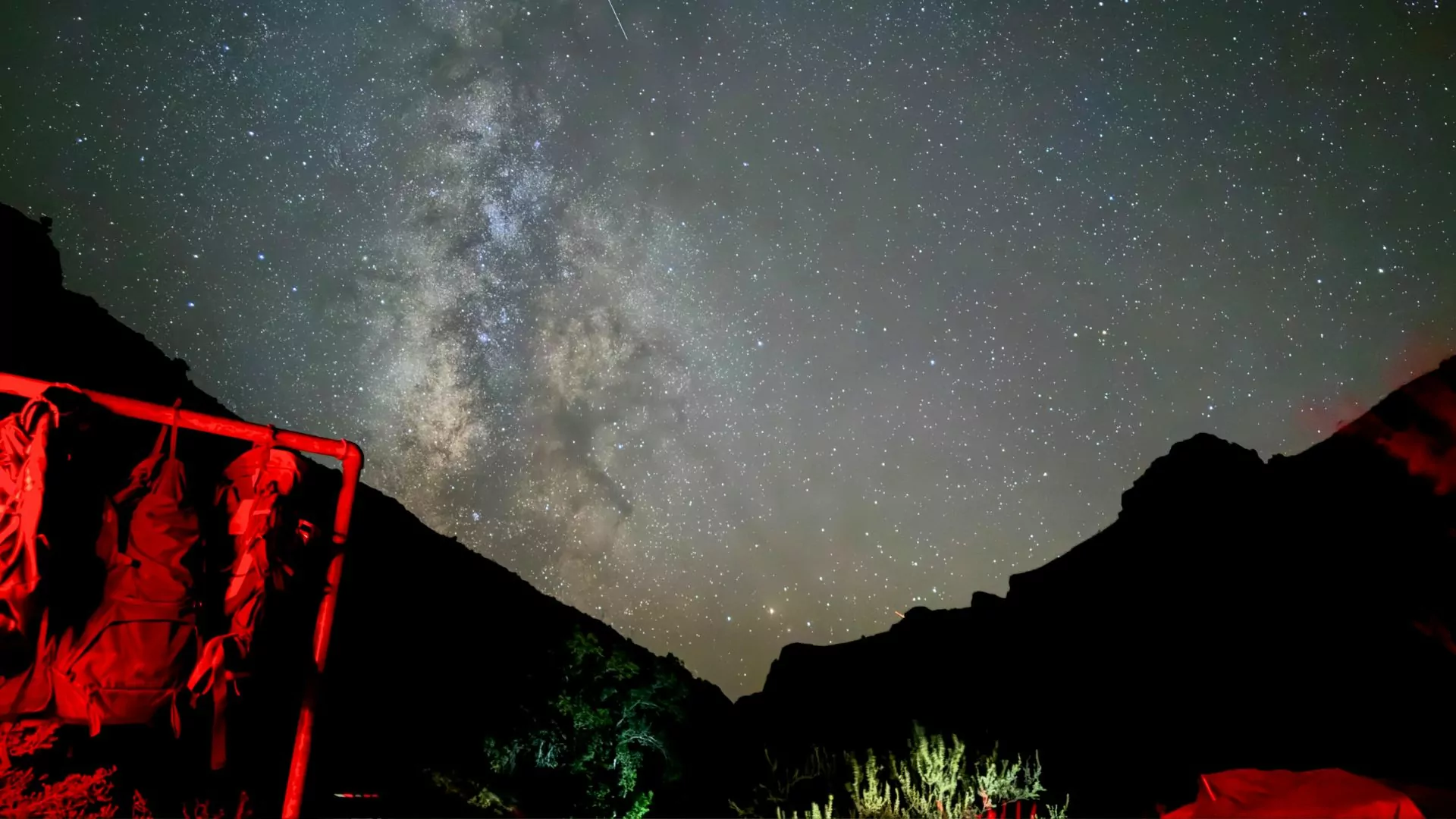 The stars come out at night in the Grand Canyon