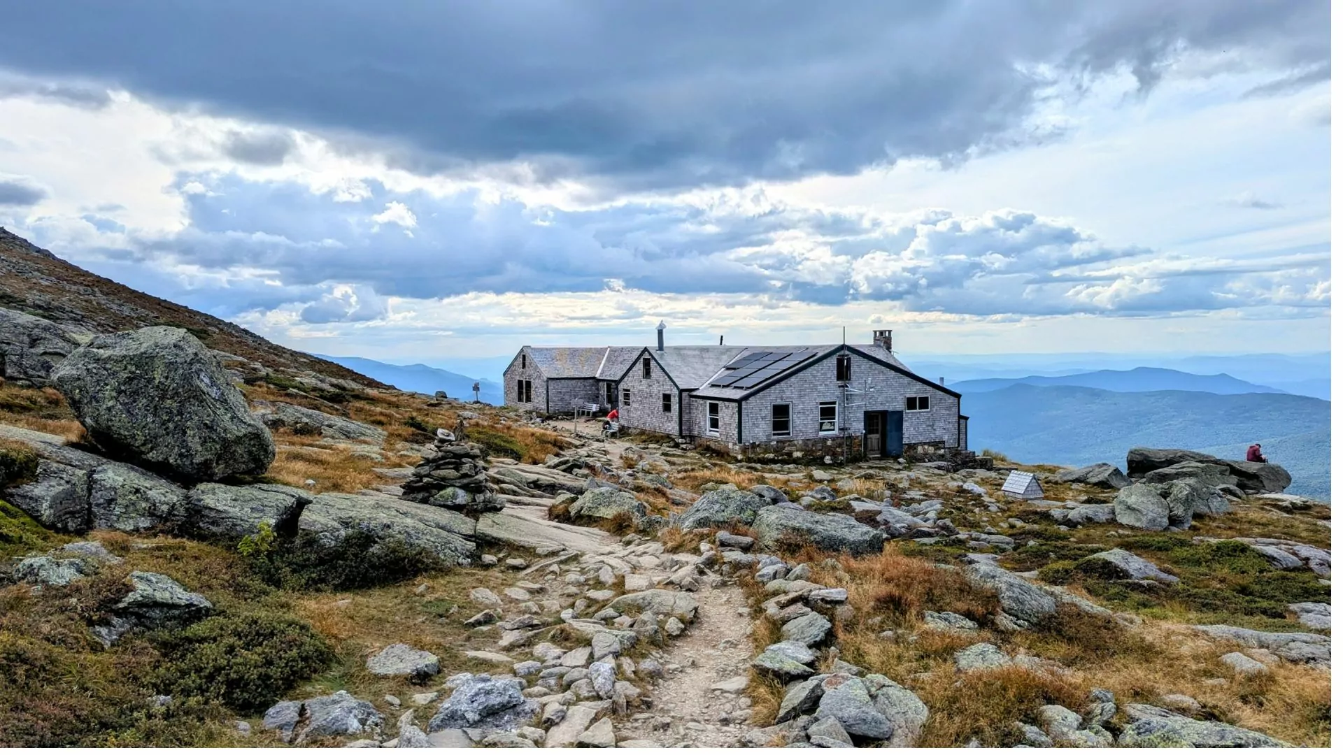 Lakes of the clouds AMC hut